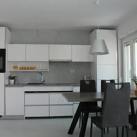 Apartment Boki *