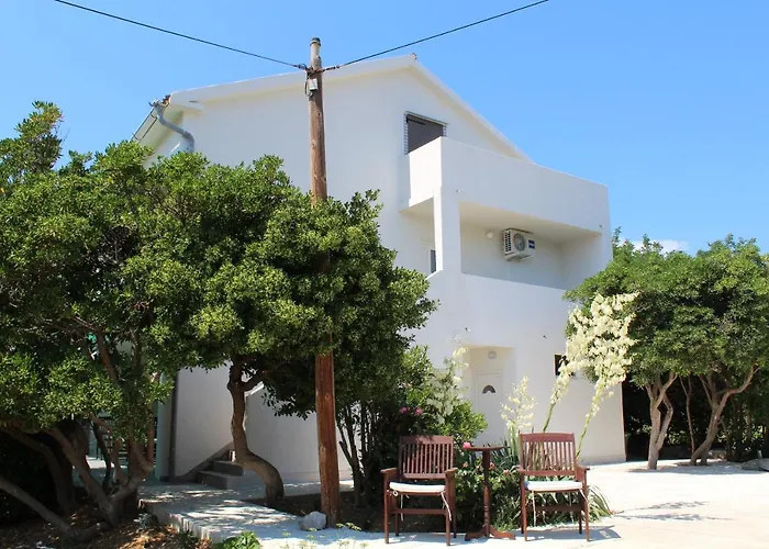 Boki Apartman Pag Town